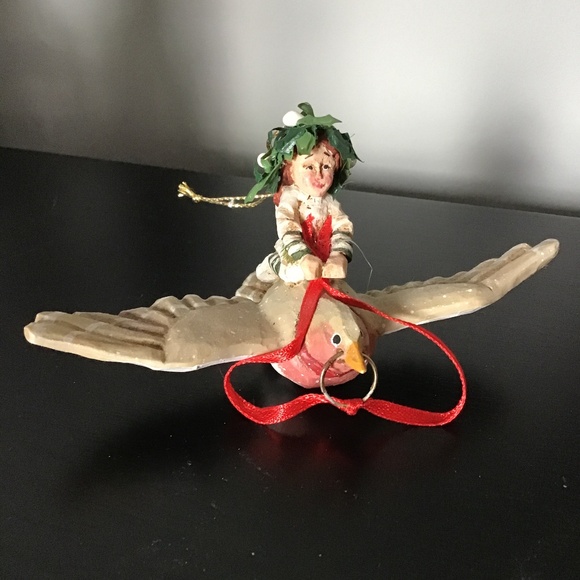 Resin Ornament  / Garden Fairy - Picture 1 of 2